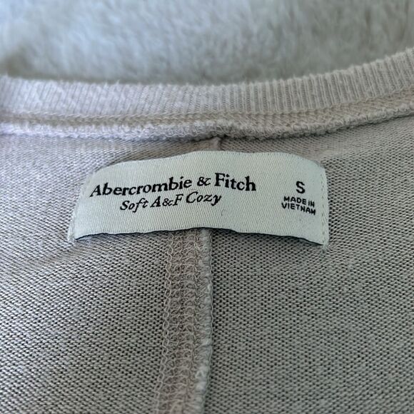 Soft and Cozy Cardigan - Picture 5 of 6